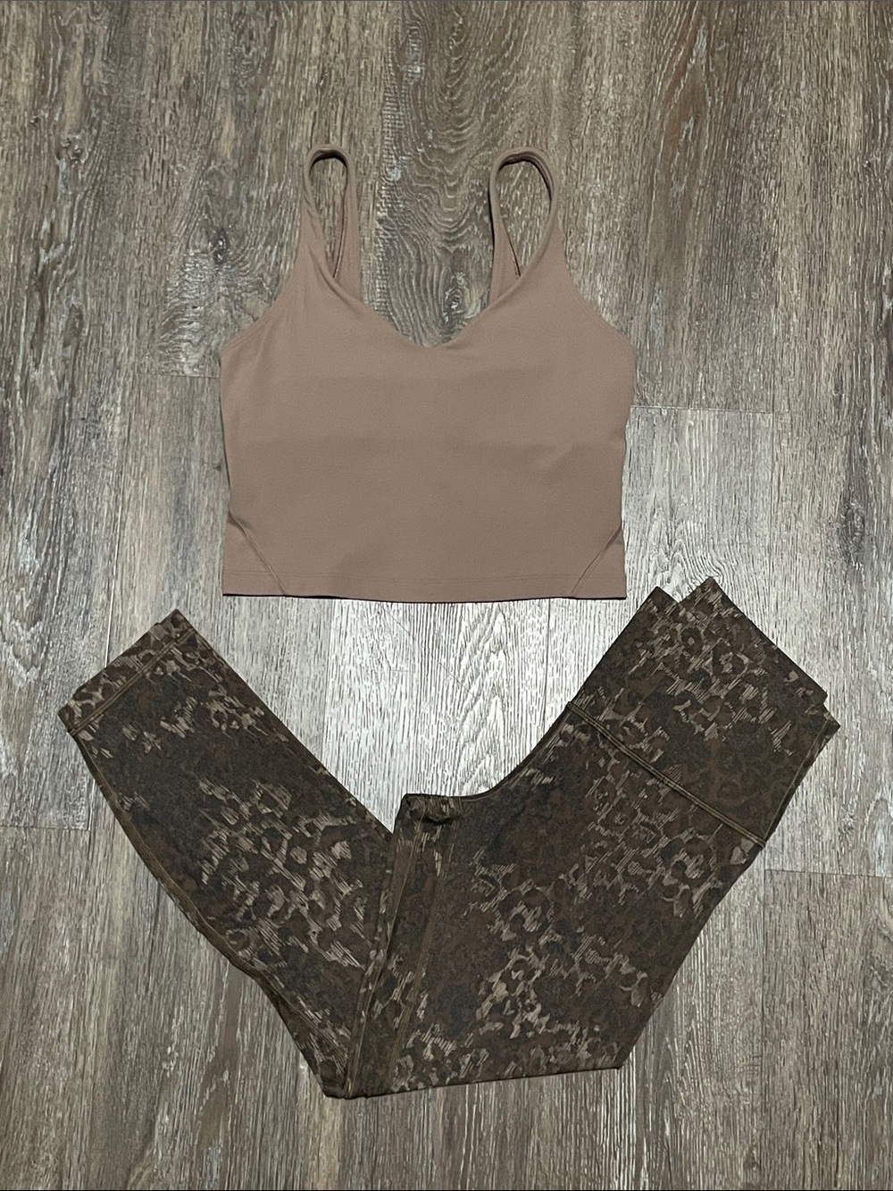 Like New Lululemon Matching Brown Multi Align Set. Size Top 6/Bottom 8